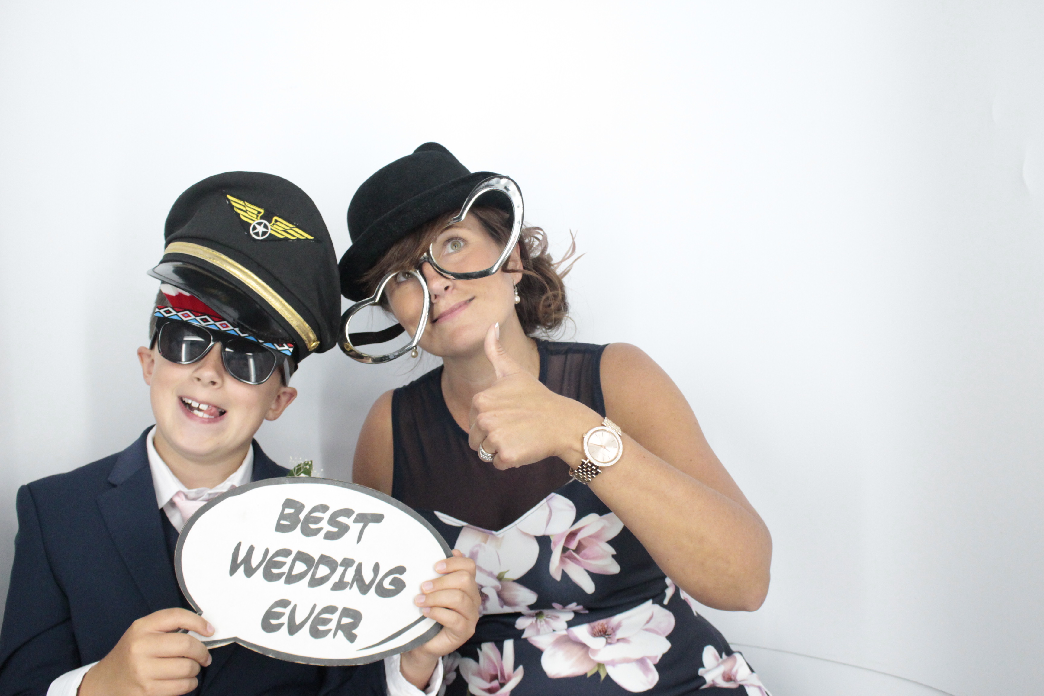 Kim & Andy's Wedding | View more photos from the event at gallery.myphotoboothexperience.co.uk/u/MyPhotoBoothExperienceLtd/Kim-Andys-Wedding